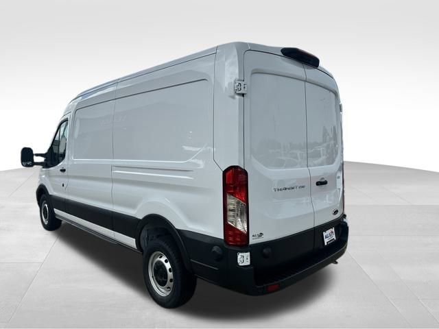 New 2025 Ford Transit 250 148 Medium Roof RWD image 9