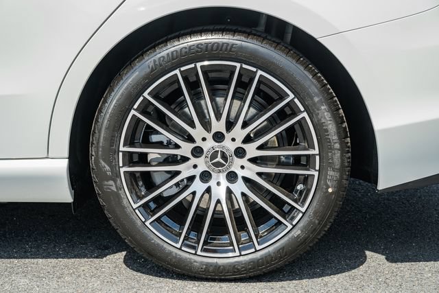 New 2026 Mercedes-Benz C 300 4MATIC Sedan image 18