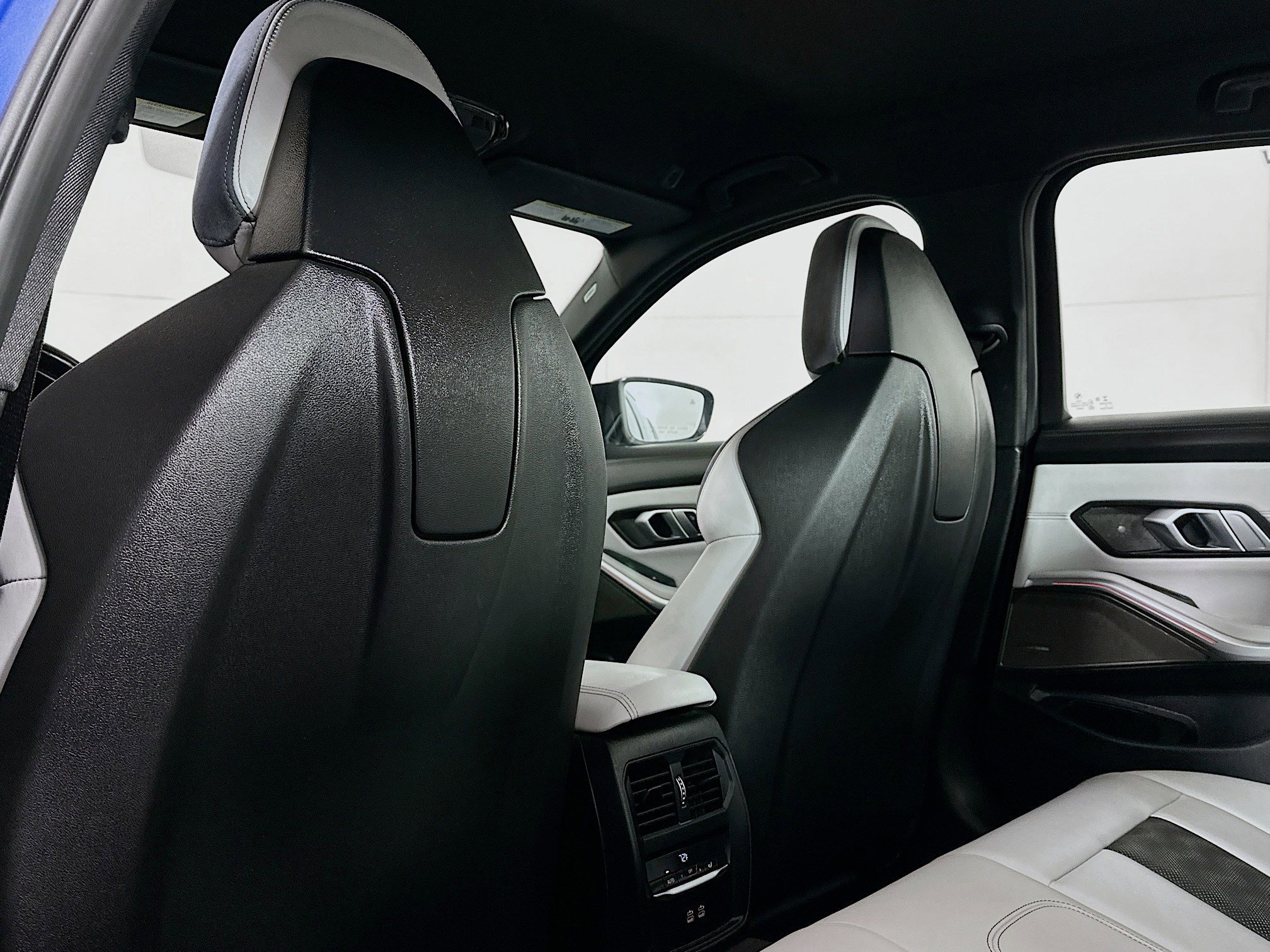 Used 2022 BMW M3 w/ M Carbon Exterior Package image 24