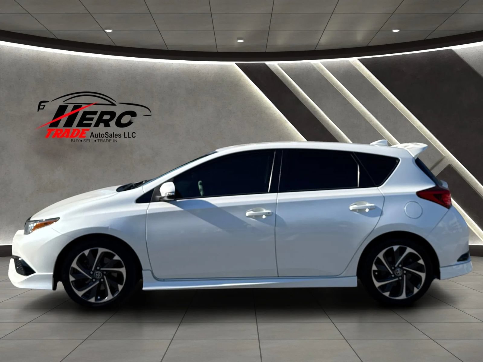 Used 2017 Toyota Corolla iM w/ Carpet Mat Package FWD image 56