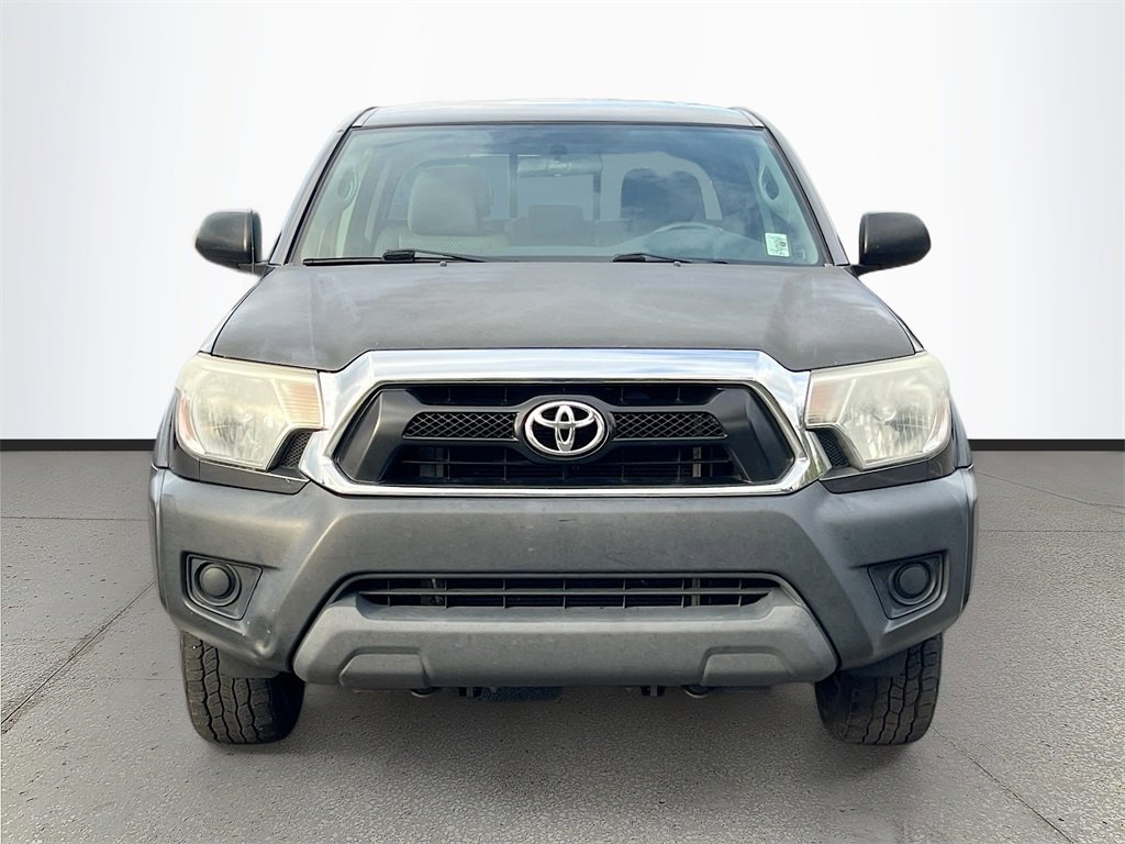 Used 2014 Toyota Tacoma 2WD Double Cab image 2