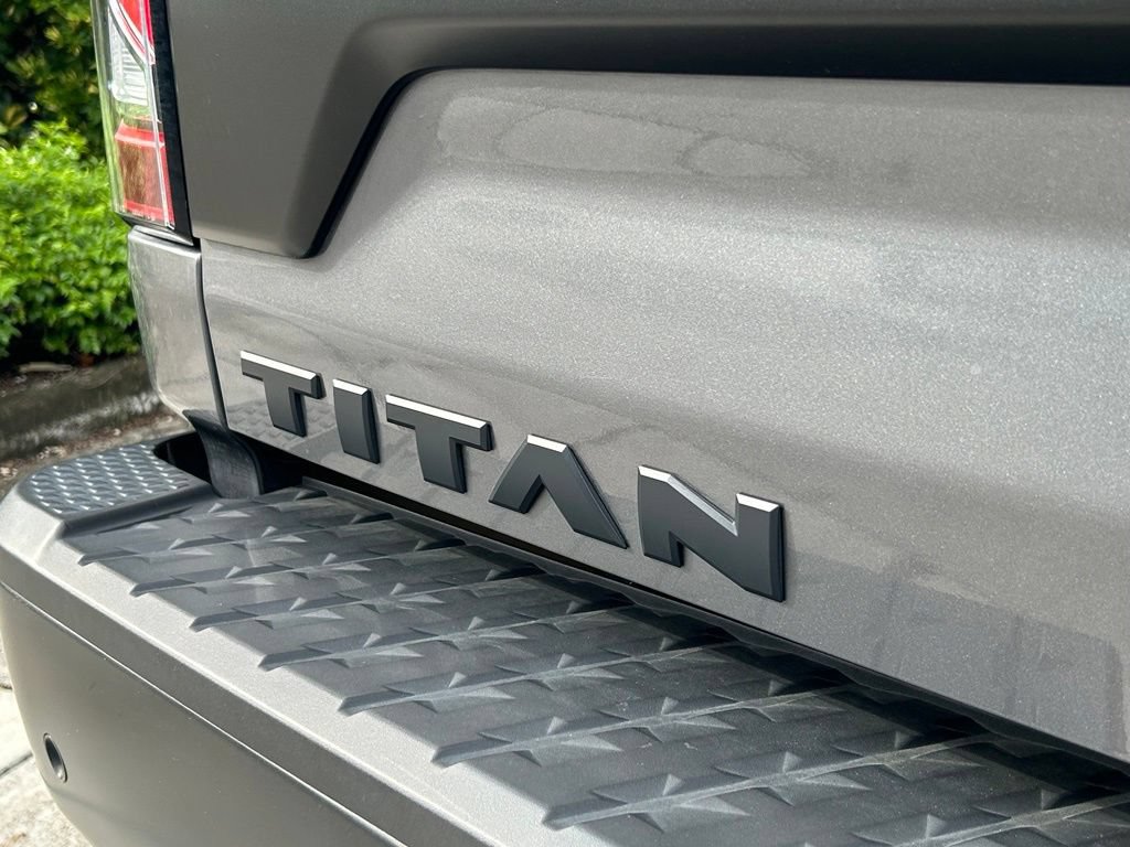 Used 2024 Nissan Titan PRO-4X w/ Pro-4x Convenience Package AWD/4WD image 34