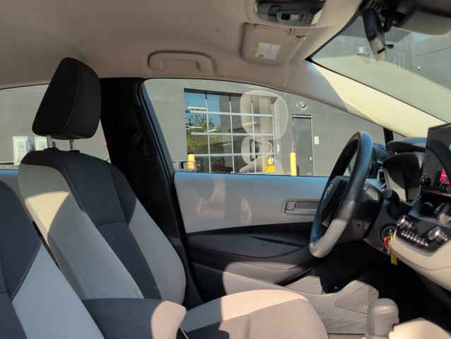 Used 2024 Toyota Corolla LE FWD image 28
