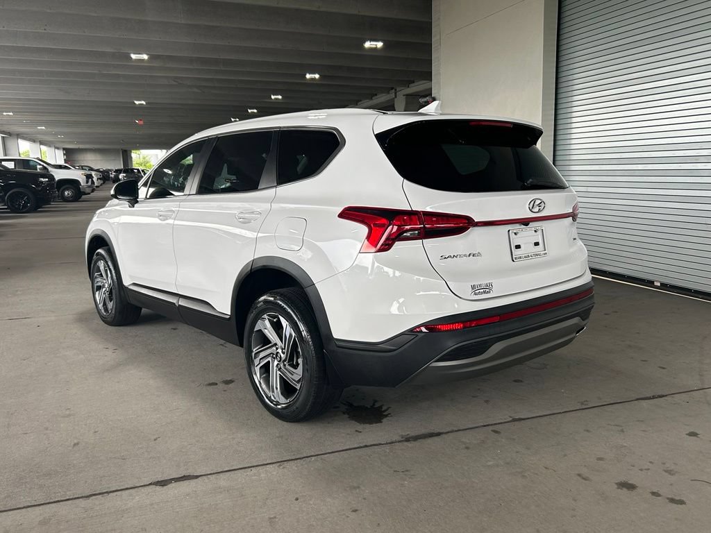 Used 2023 Hyundai Santa Fe SE AWD/4WD image 3