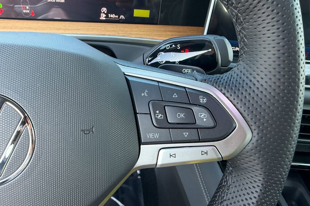 New 2026 Volkswagen Tiguan SEL R-Line image 17