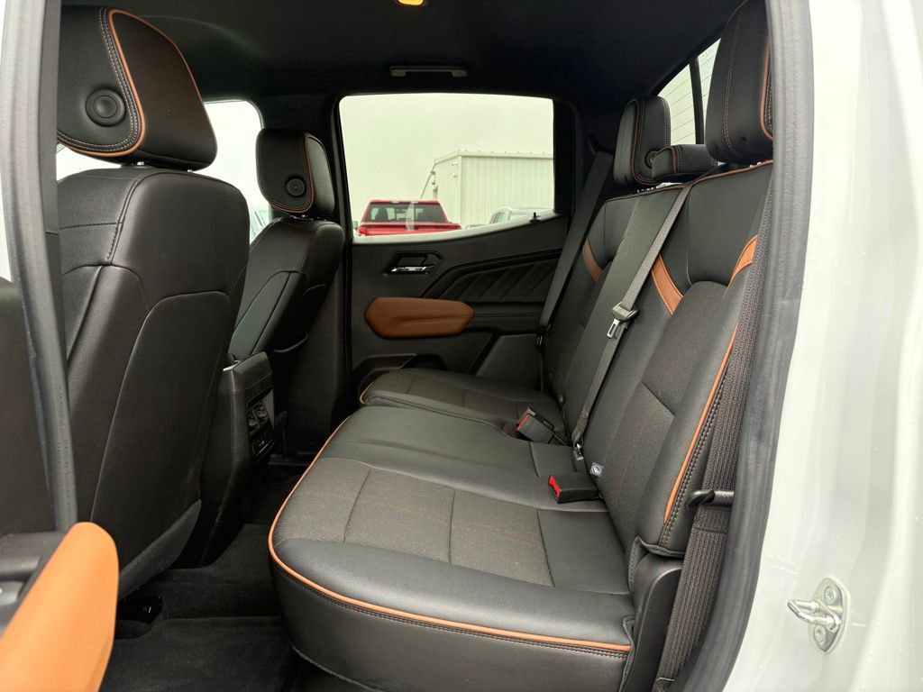 Used 2023 GMC Canyon AT4 image 29