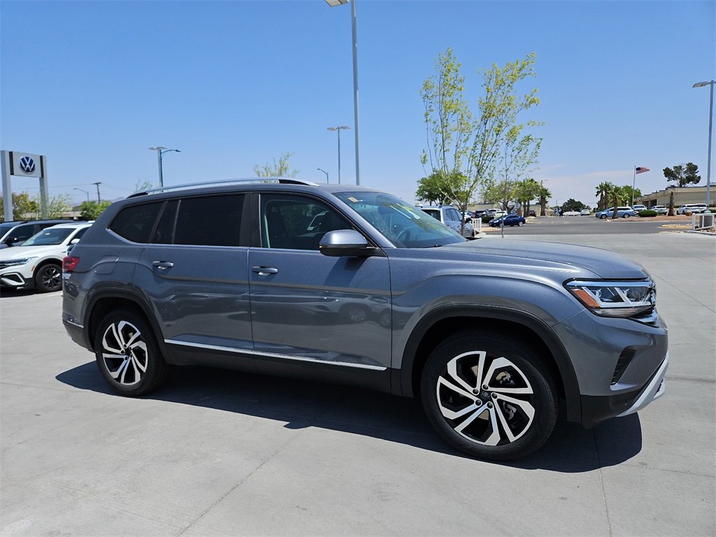Used 2023 Volkswagen Atlas SEL image 12