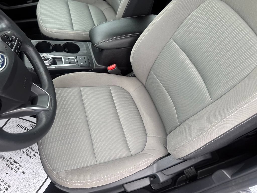 Certified 2022 Ford Escape S FWD image 18
