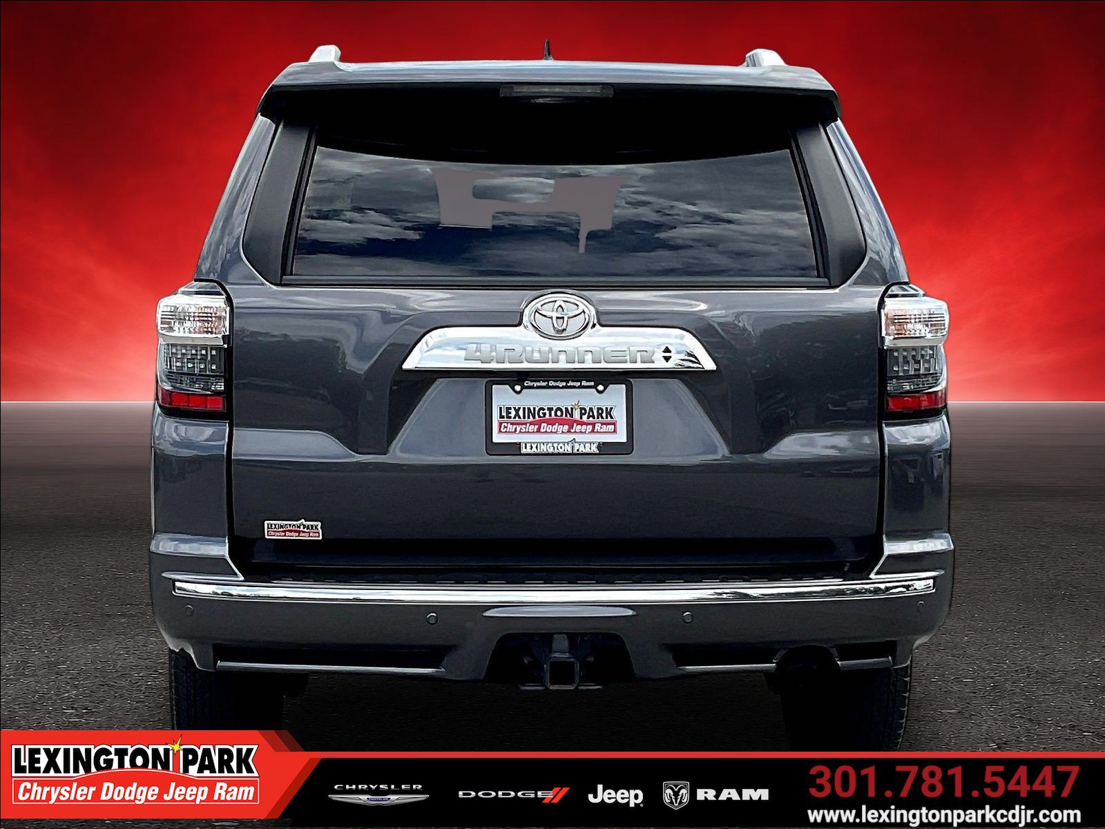Used 2023 Toyota 4Runner Limited AWD/4WD image 6