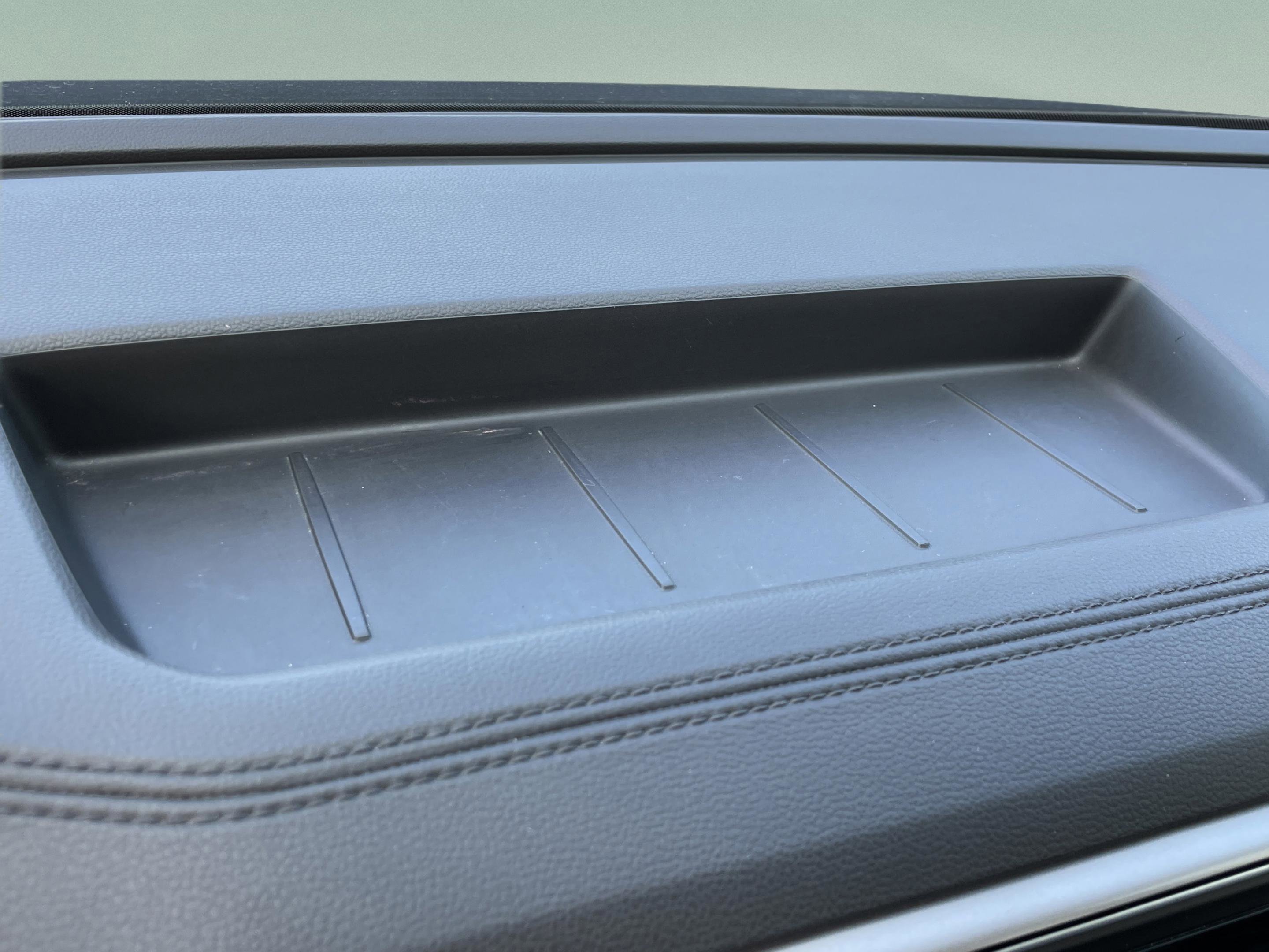 Used 2018 Volkswagen Atlas Launch Edition image 35