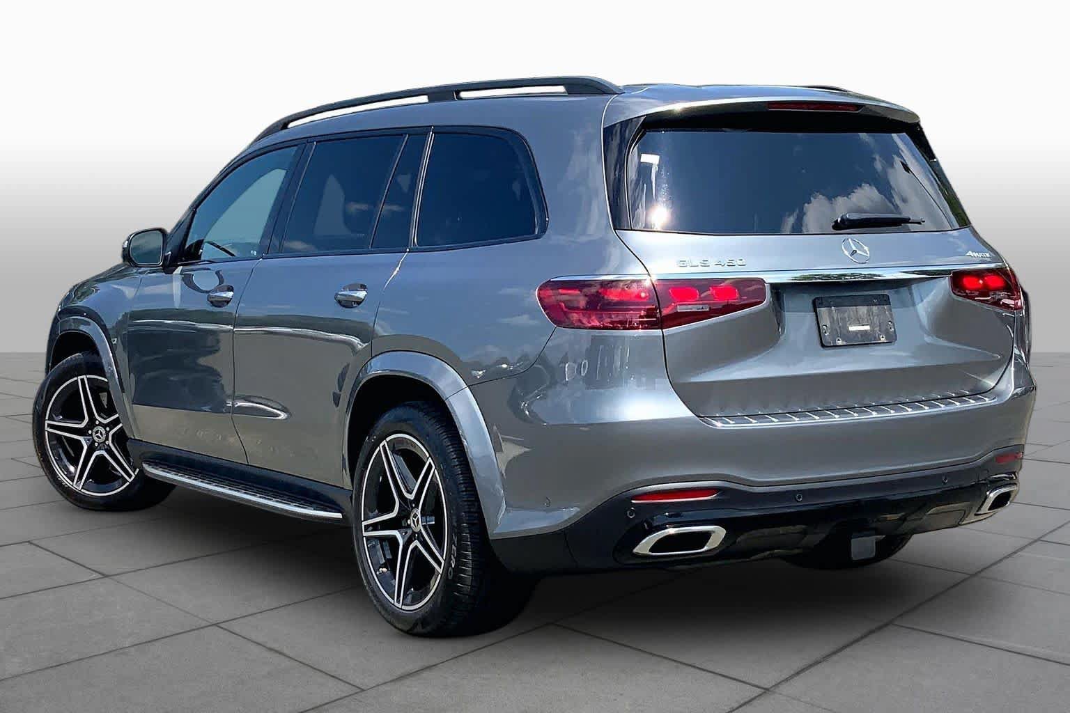 Used 2025 Mercedes-Benz GLS 450 4MATIC image 12