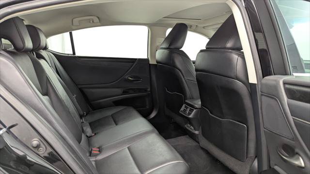 Used 2022 Lexus ES 250 w/ Premium Package AWD/4WD image 18