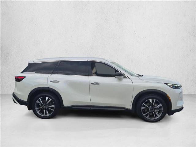 Used 2023 INFINITI QX60 Luxe w/ Cargo Package AWD/4WD image 4