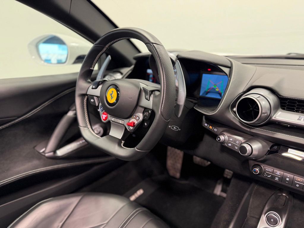 Used 2023 Ferrari 812 GTS RWD image 39