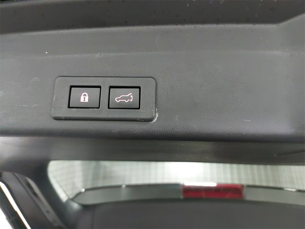 Used 2022 Subaru Ascent Limited w/ Technology Package image 15