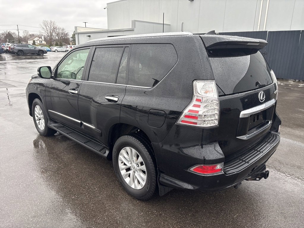Used 2017 Lexus GX 460 image 5