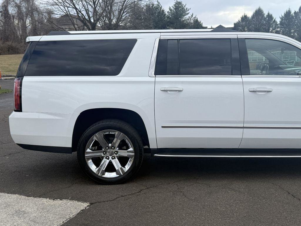 Used 2017 GMC Yukon XL Denali w/ Open Road Package image 9