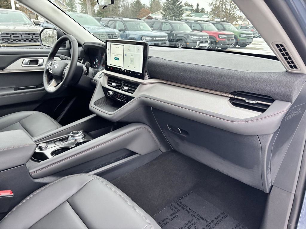 New 2026 Ford Explorer Active w/ Active Comfort Package image 22