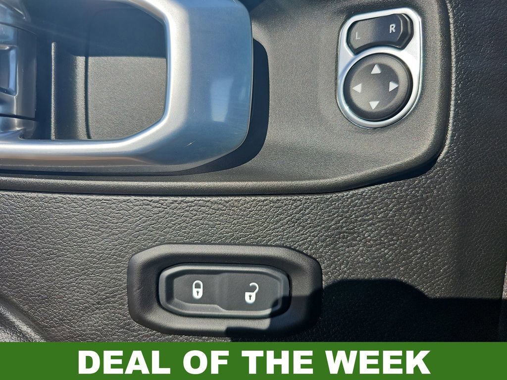 Used 2021 Jeep Gladiator Willys image 27