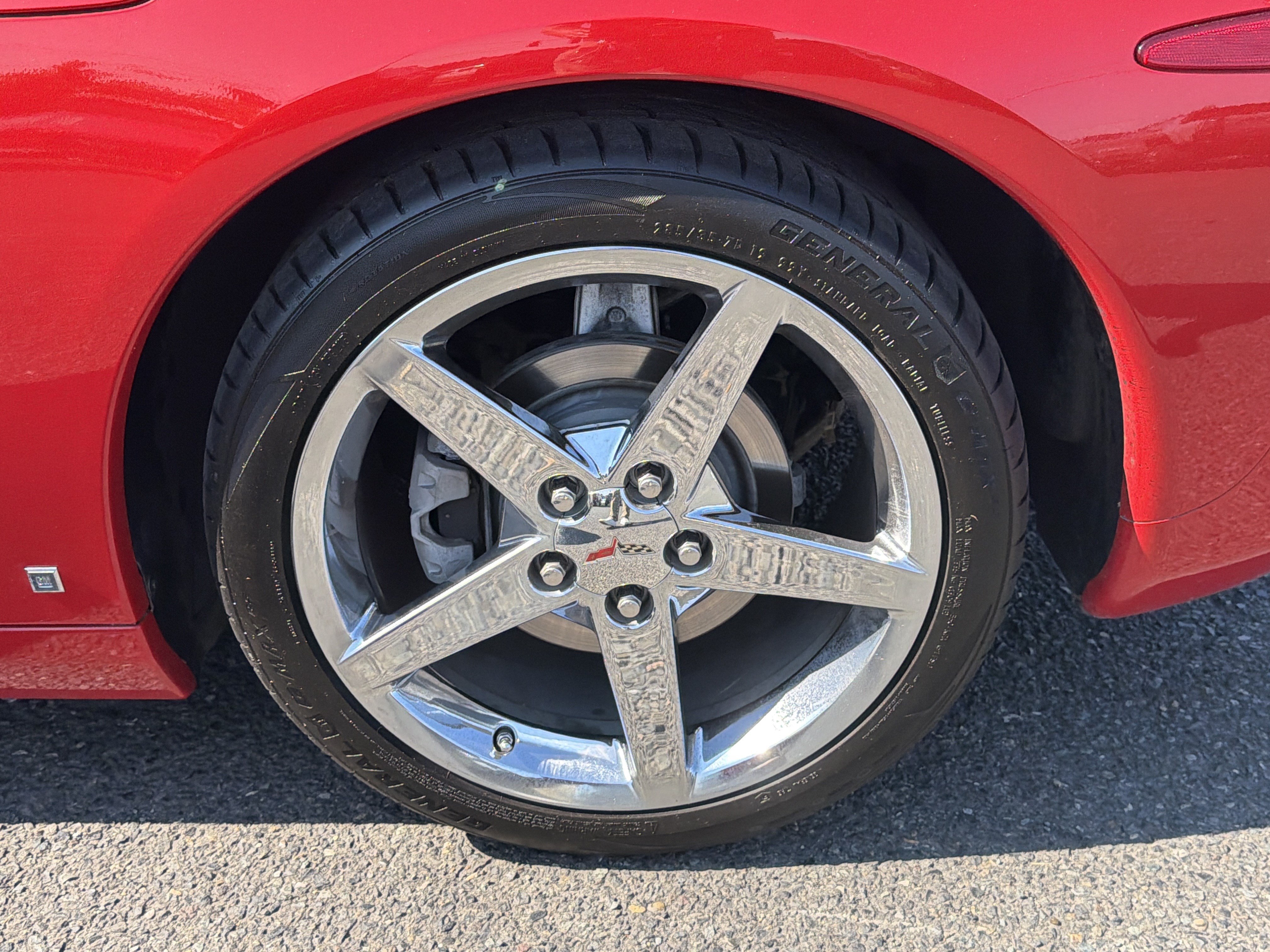 Used 2008 Chevrolet Corvette Convertible w/ Preferred Equipment Group RWD image 26