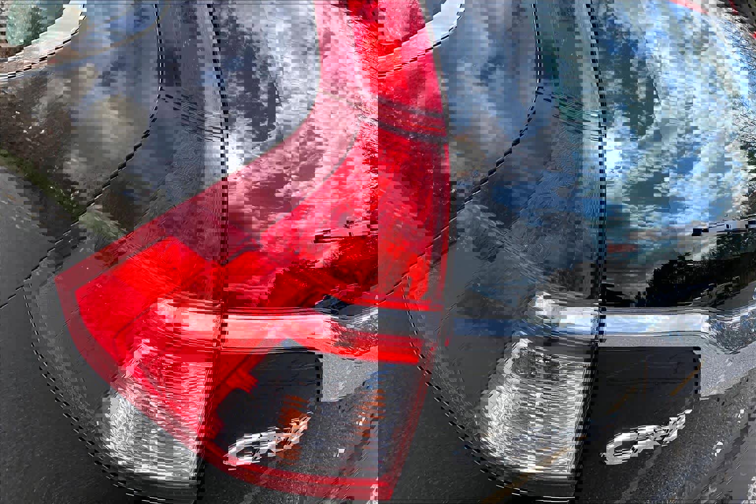 Used 2015 Honda CR-V LX image 27