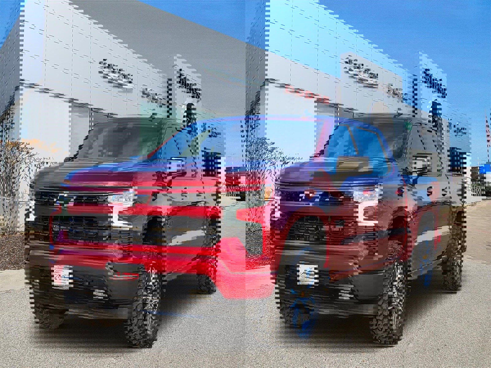 Used 2023 Chevrolet Silverado 1500 RST image 2