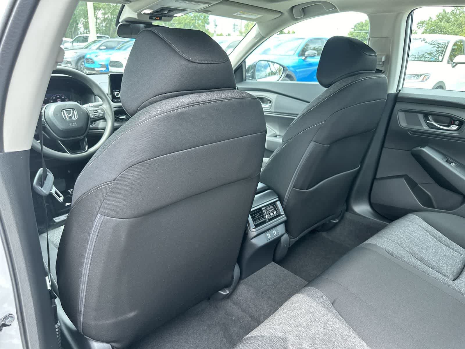 Used 2025 Honda Accord SE image 14