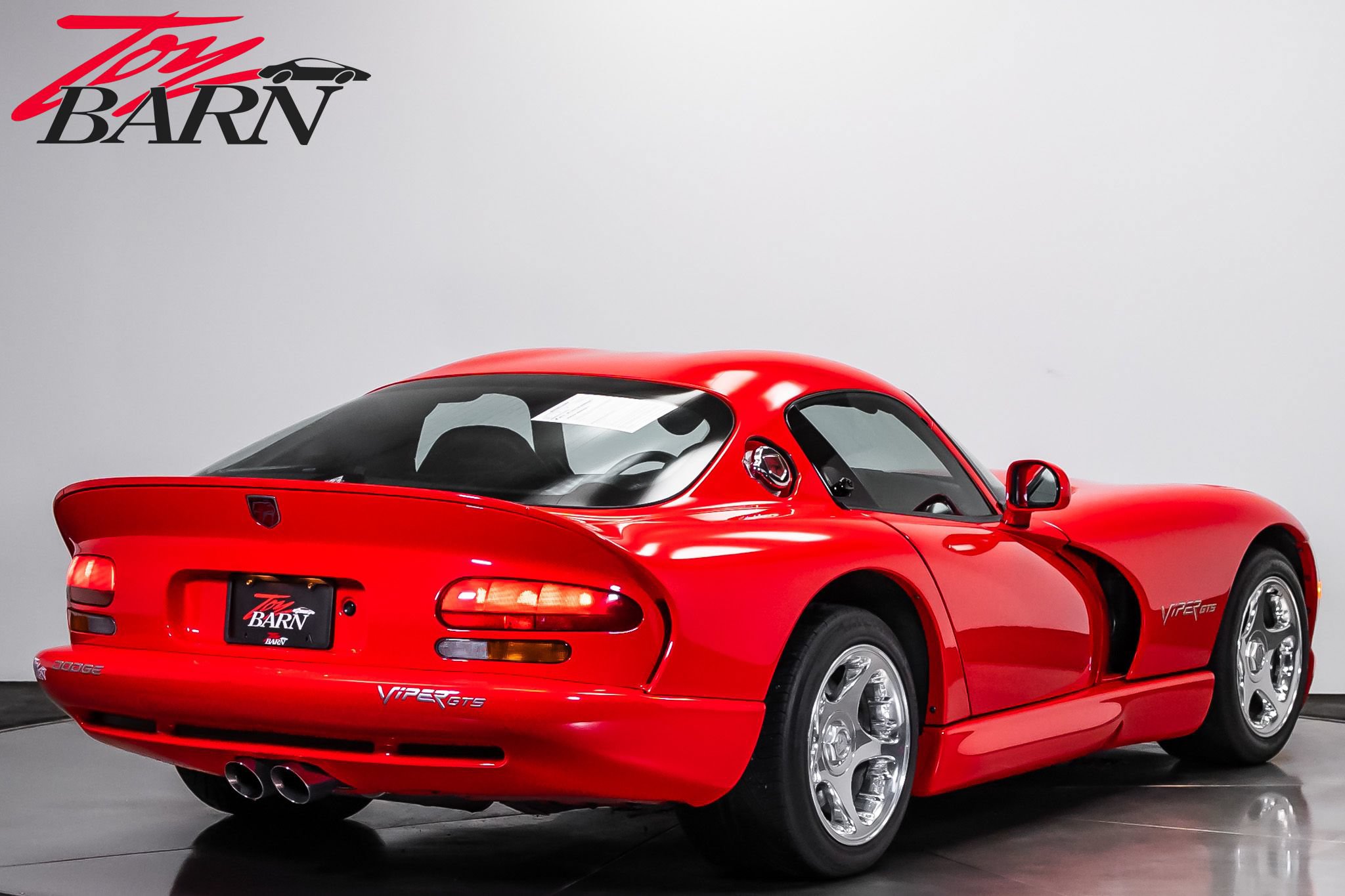 Used 1998 Dodge Viper GTS RWD image 5