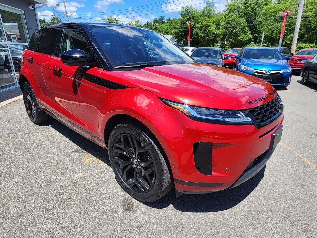 Used 2021 Land Rover Range Rover Evoque S AWD/4WD image 3