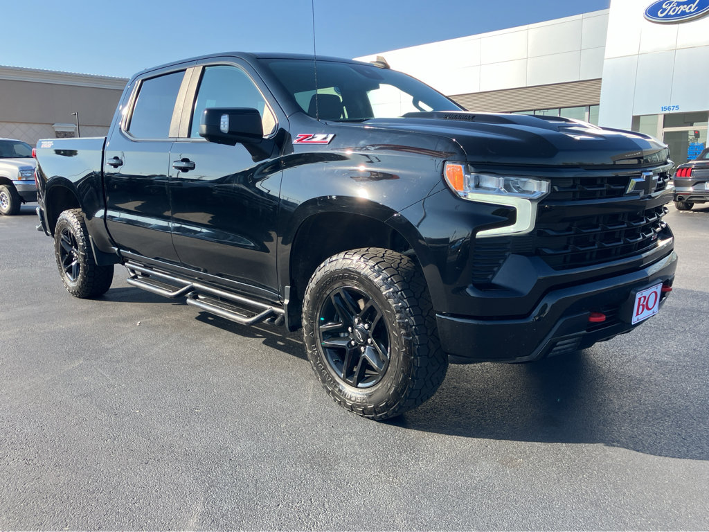 Used 2022 Chevrolet Silverado 1500 LT Trail Boss w/ LT Trail Boss Premium Package image 1