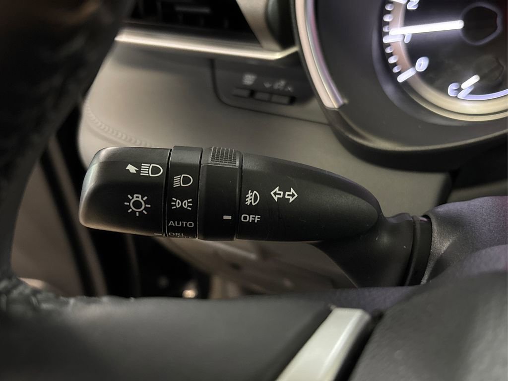 Used 2023 Toyota Highlander XLE image 26