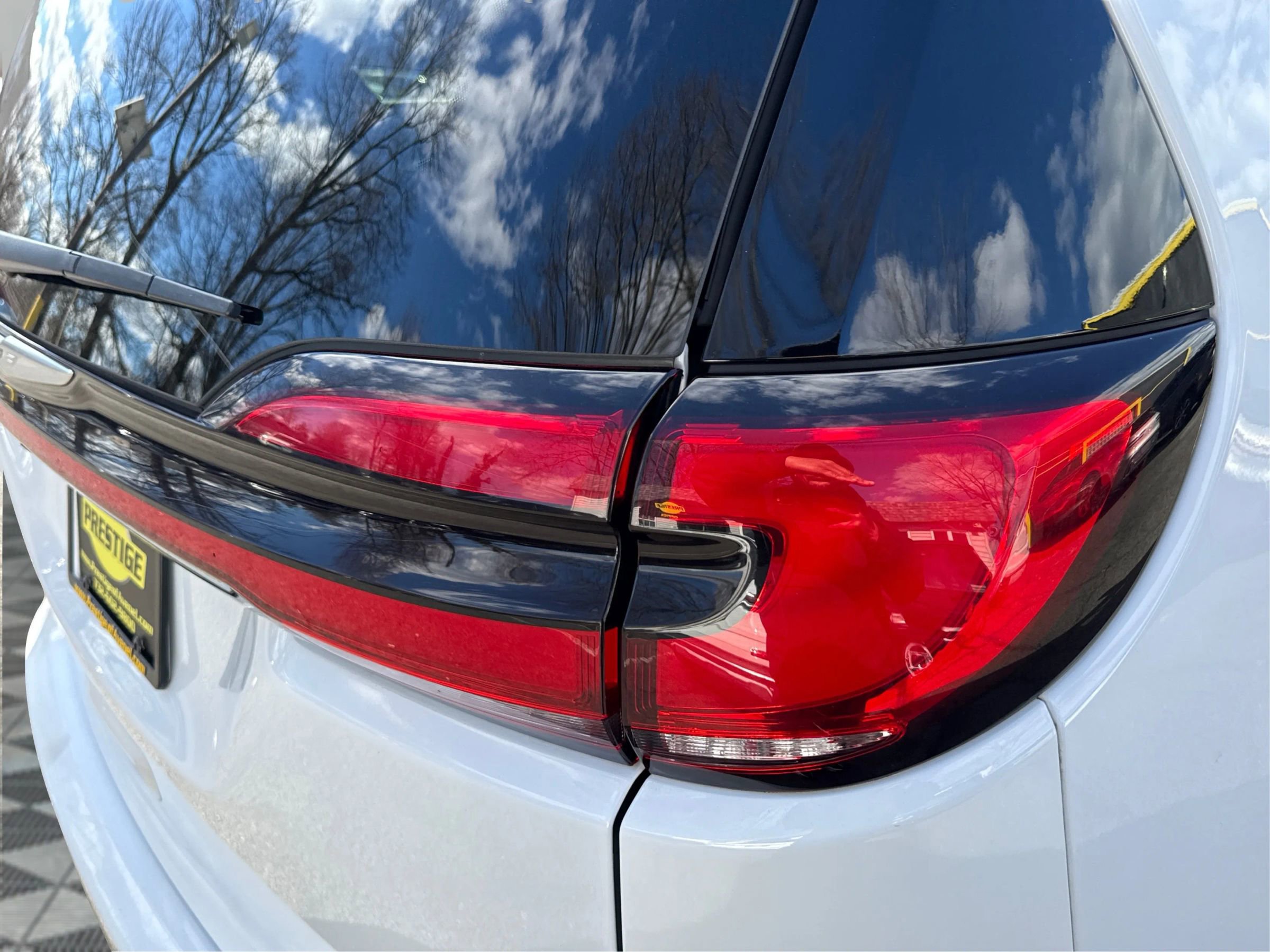 Used 2022 Chrysler Pacifica Touring-L image 26