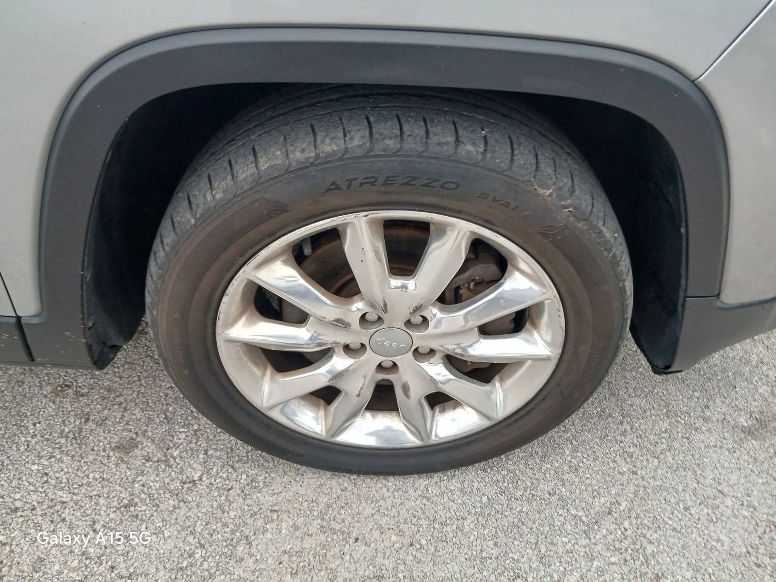 Used 2014 Jeep Cherokee Limited w/ Luxury Group FWD image 17