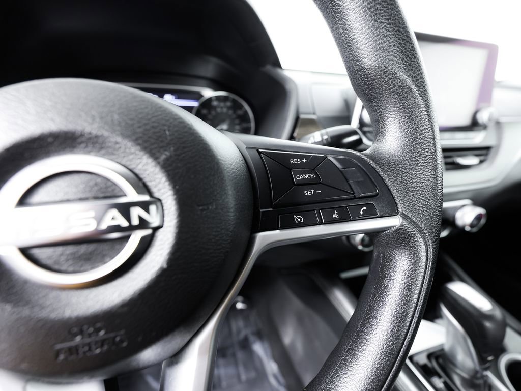 Used 2023 Nissan Altima 2.5 SV FWD image 29