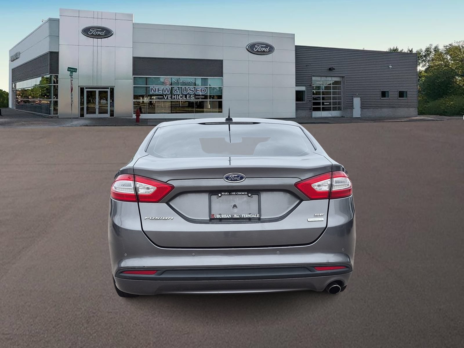 Used 2014 Ford Fusion SE FWD image 8