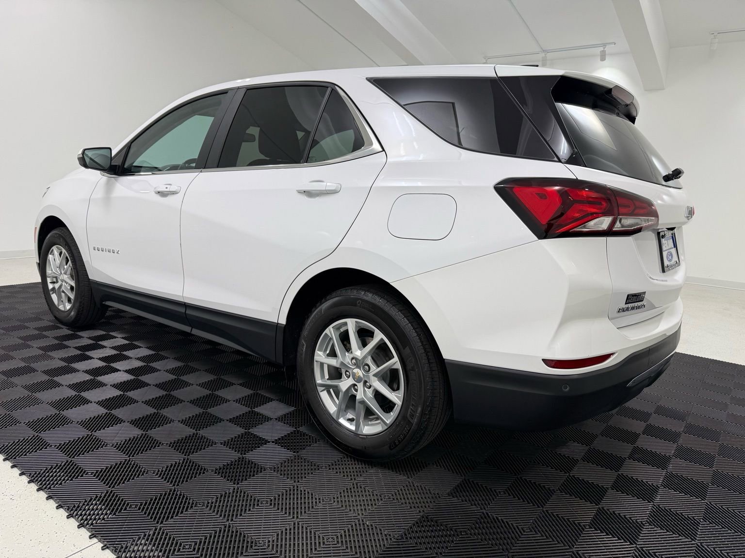 Used 2022 Chevrolet Equinox LT image 6