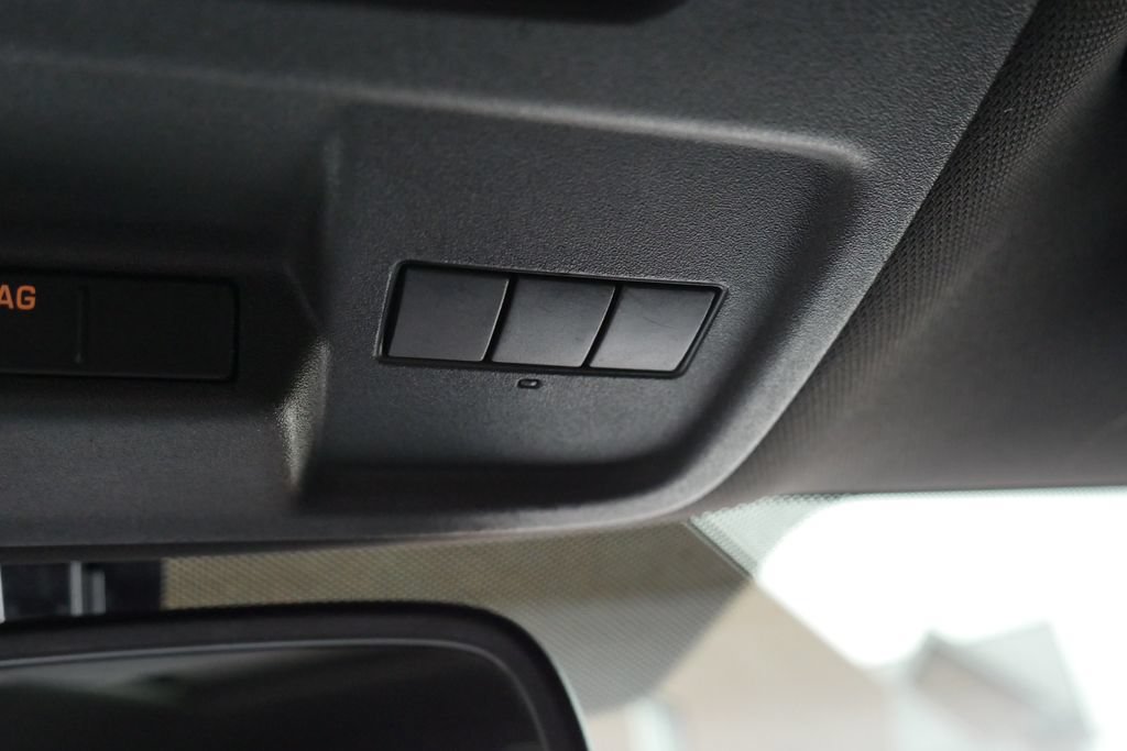 Used 2011 Chevrolet Camaro SS RWD image 24