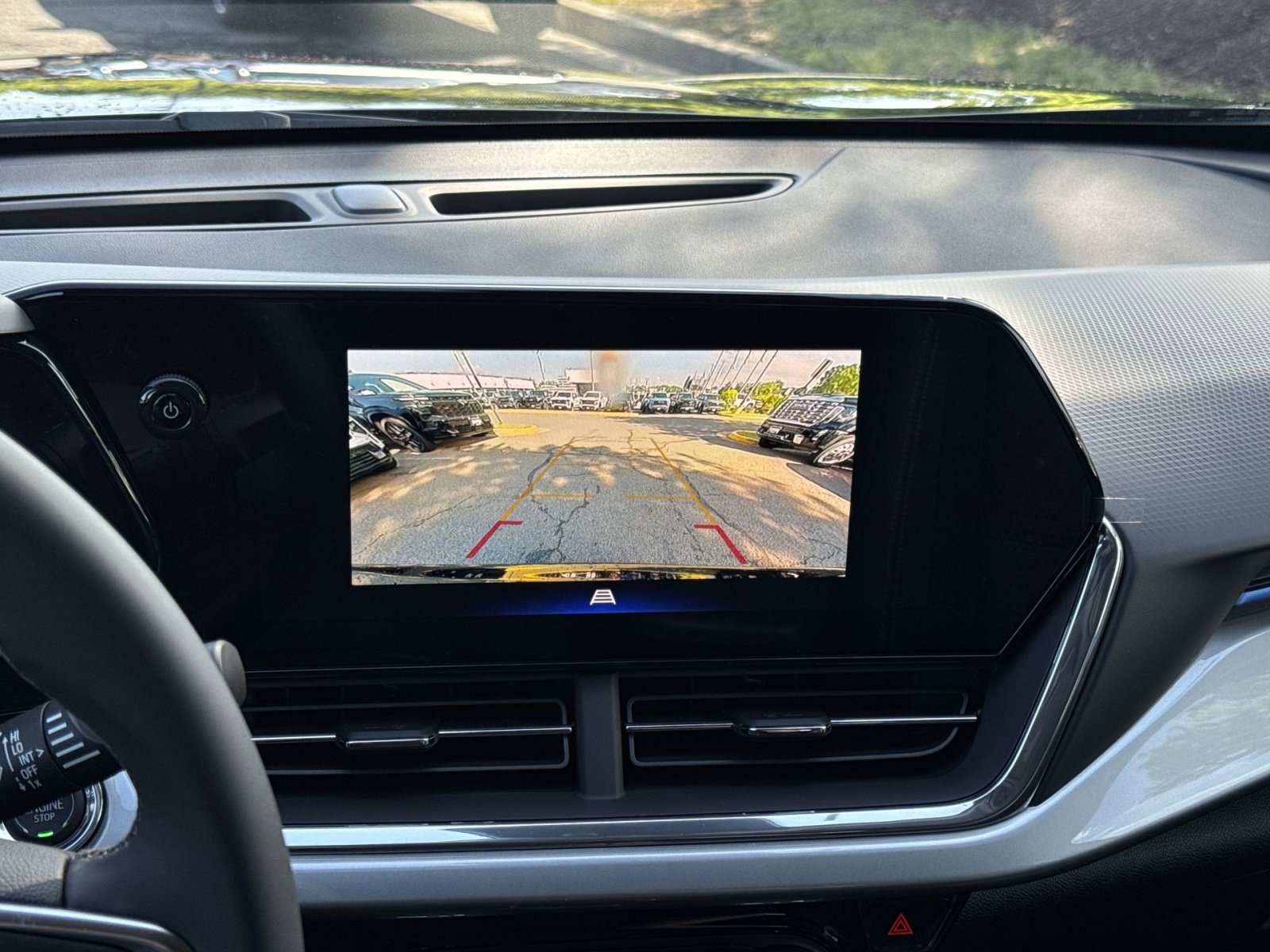 New 2026 Chevrolet Trax LT w/ Driver Confidence Package FWD image 19