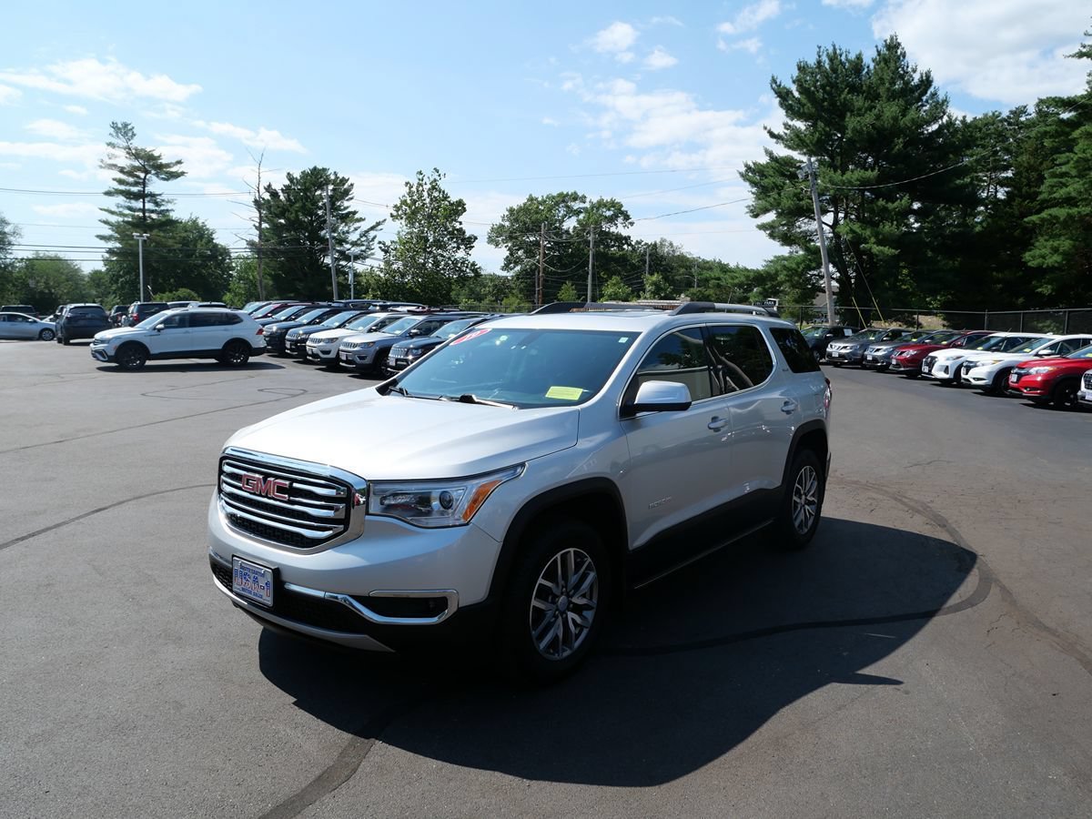 Used 2019 GMC Acadia SLE w/ GMC Pro Grade Package AWD/4WD image 1