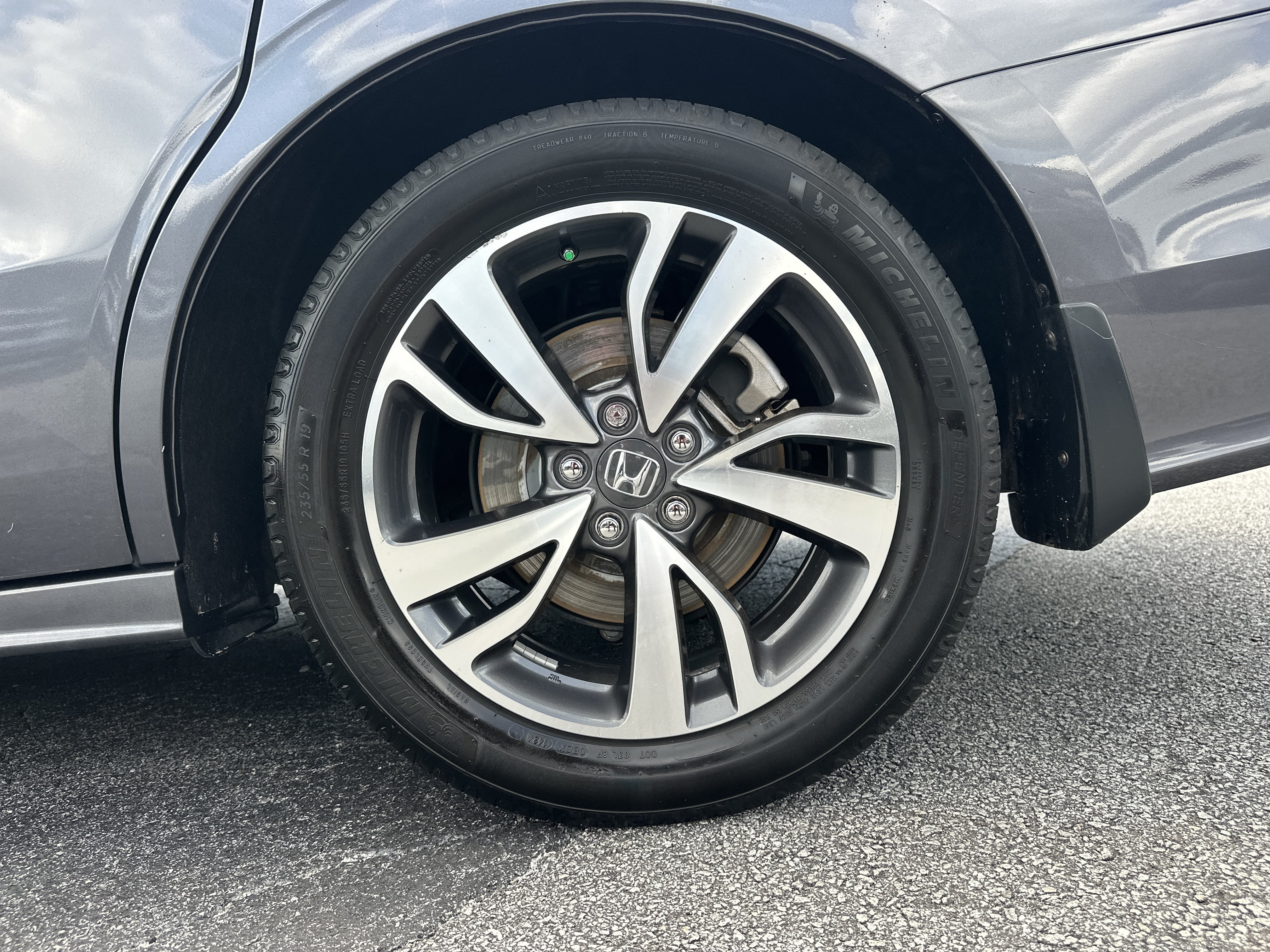 Used 2023 Honda Odyssey Touring image 19