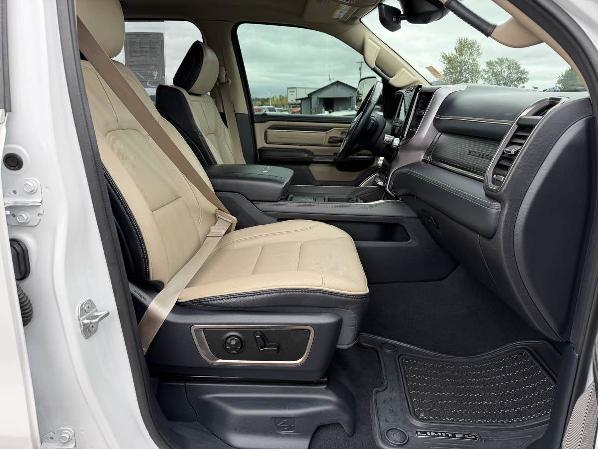 Used 2019 RAM 1500 Limited AWD/4WD image 13