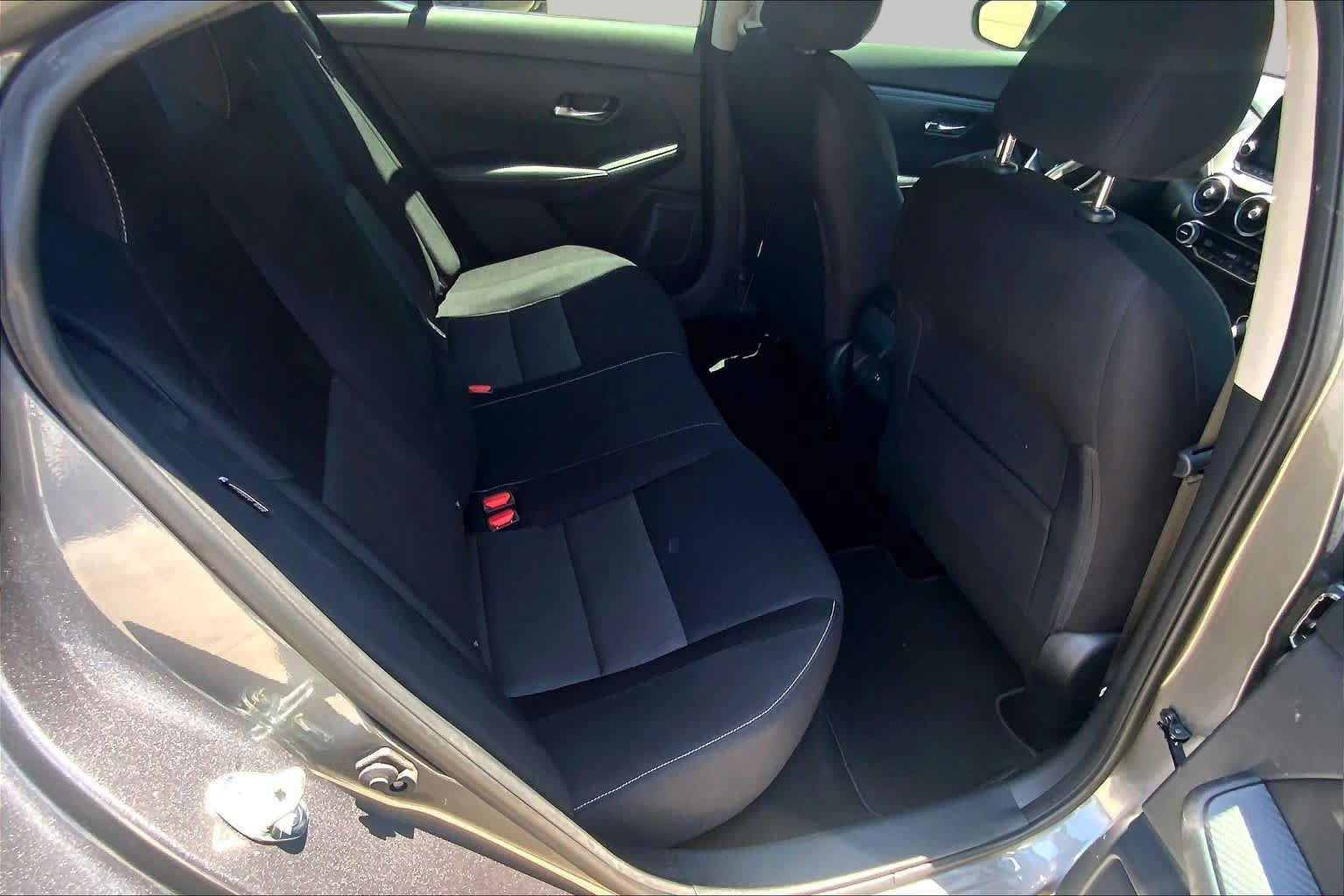 Used 2020 Nissan Sentra SV FWD image 20