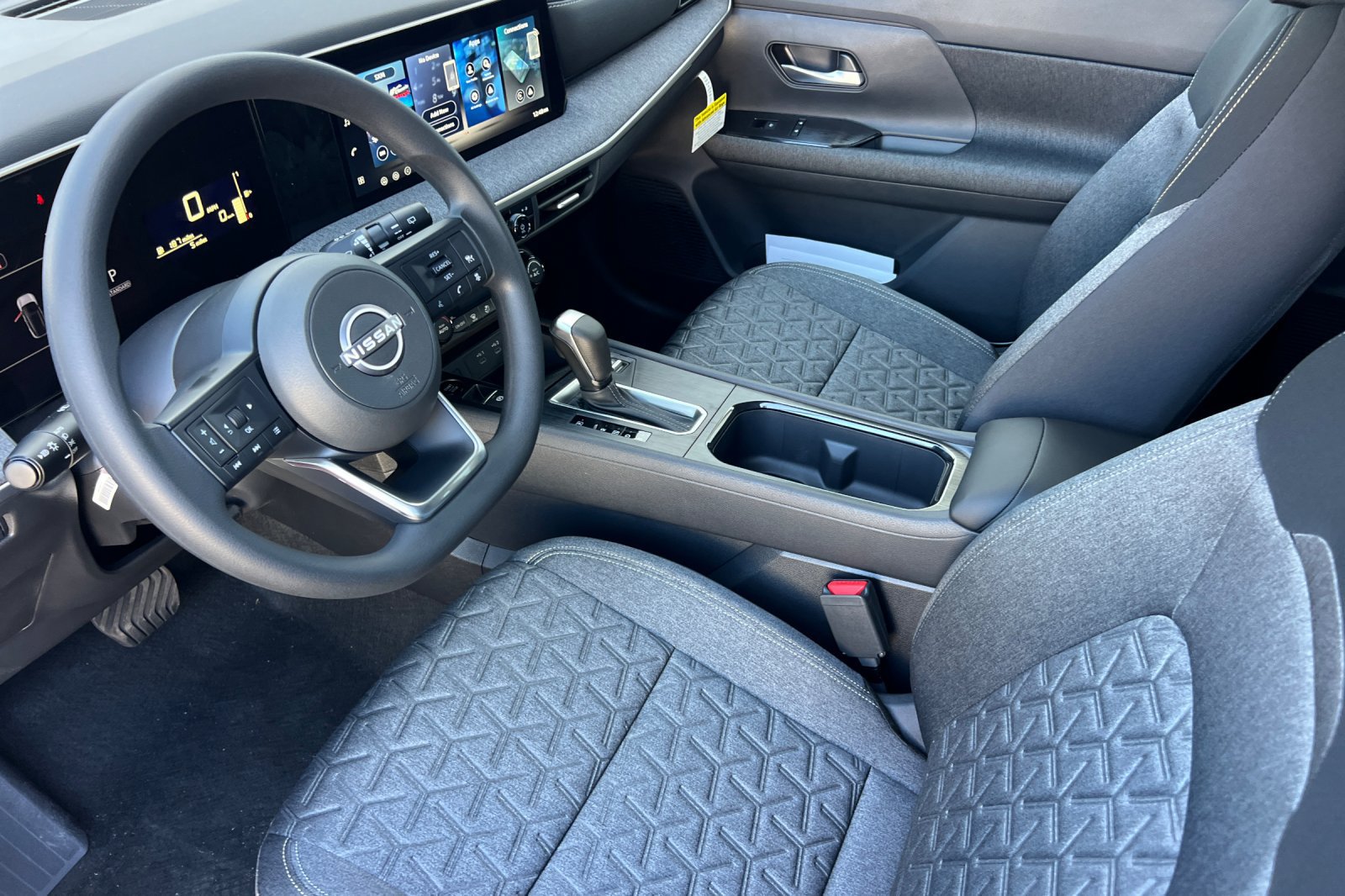 New 2027 Nissan Kicks SV FWD image 7