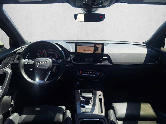 Used 2022 Audi Q5 2.0T Premium Plus w/ Premium Plus Package AWD/4WD image 14