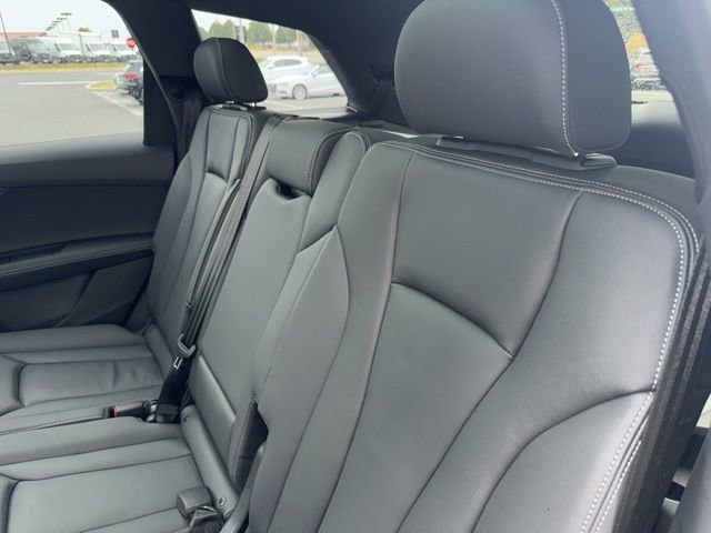 Used 2025 Audi Q7 3.0T Premium Plus w/ Premium Plus Package AWD/4WD image 31