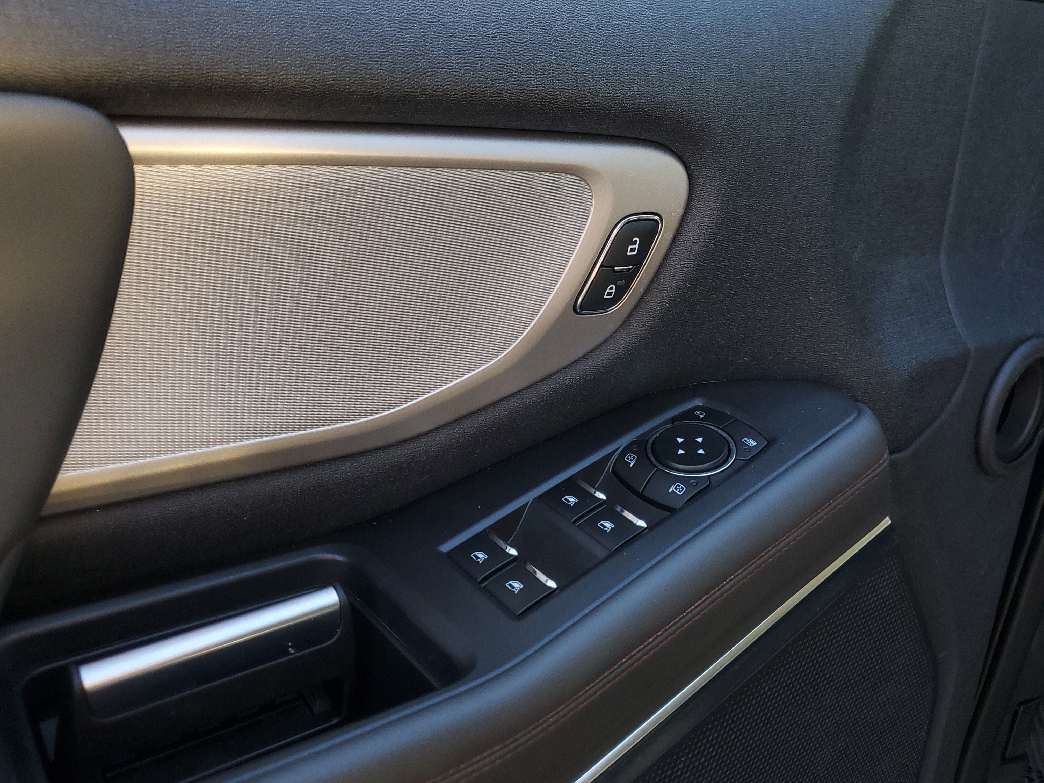 Certified 2025 Ford Expedition Max Active image 19