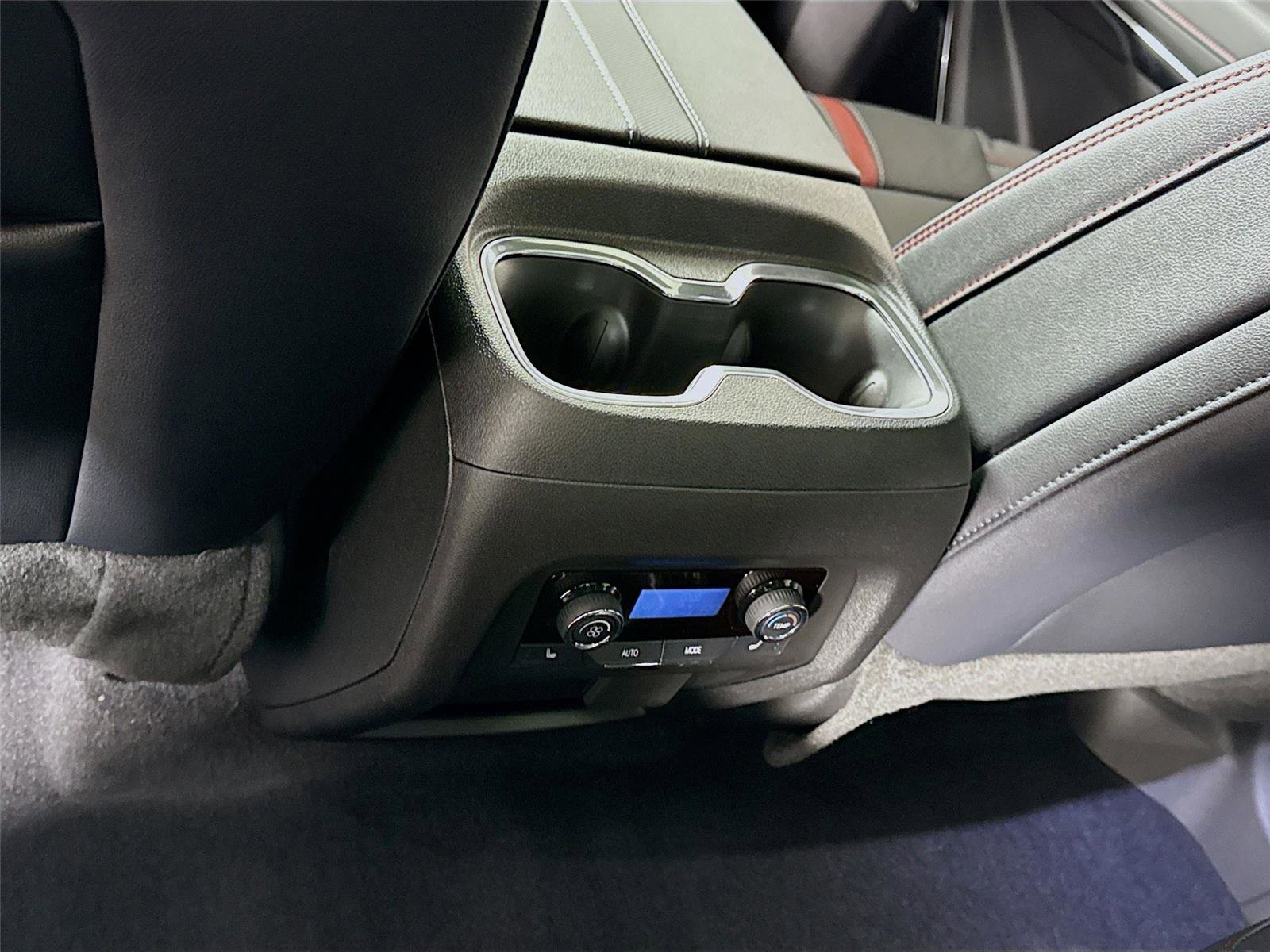 New 2026 Chevrolet Traverse RS image 21