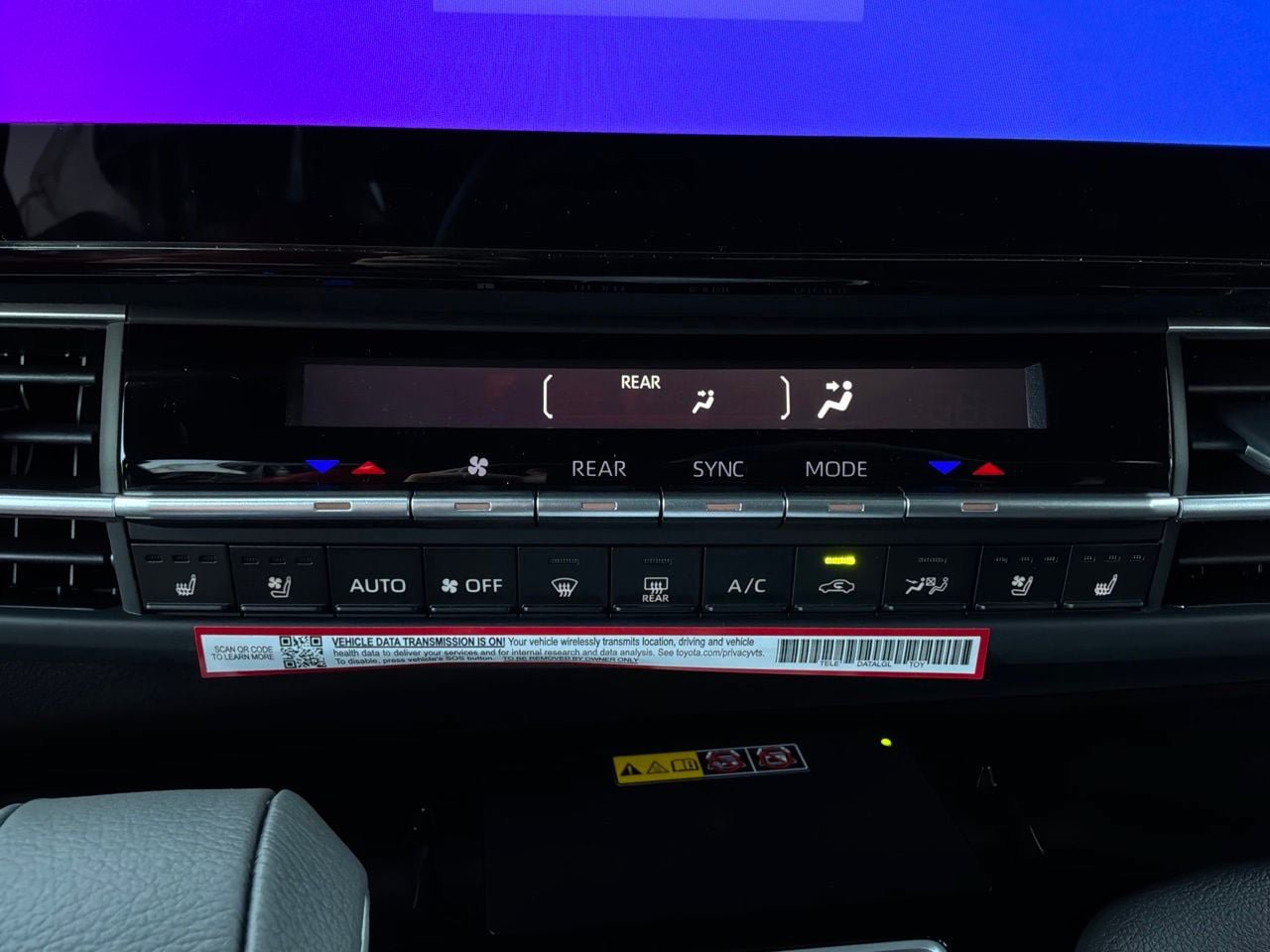 New 2026 Toyota Sienna Limited AWD/4WD image 31