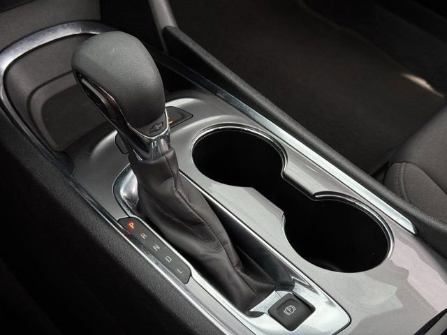 Used 2025 Chevrolet Malibu LT image 21