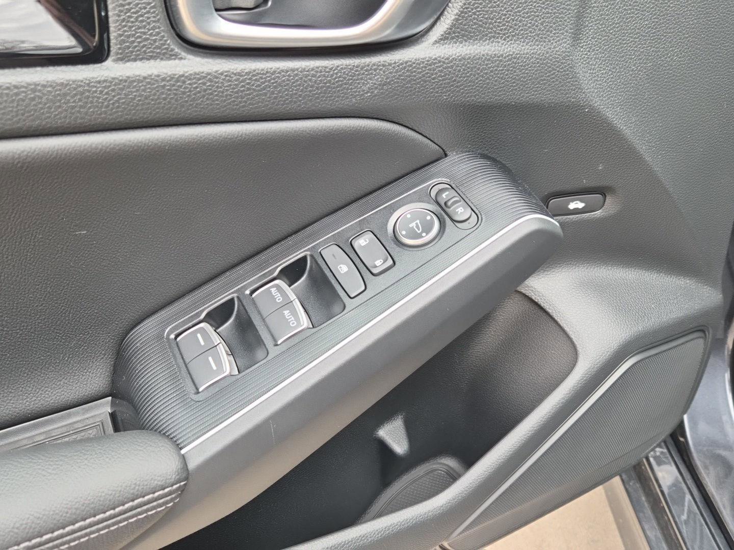 Used 2026 Honda Civic Sport Touring image 17